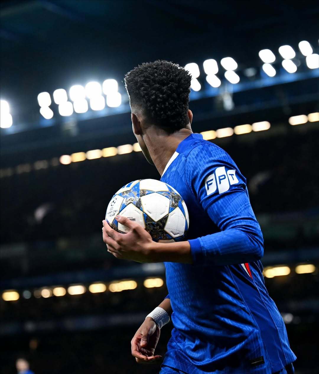 巴萨锋线疯狂进球，带领球队一路高歌