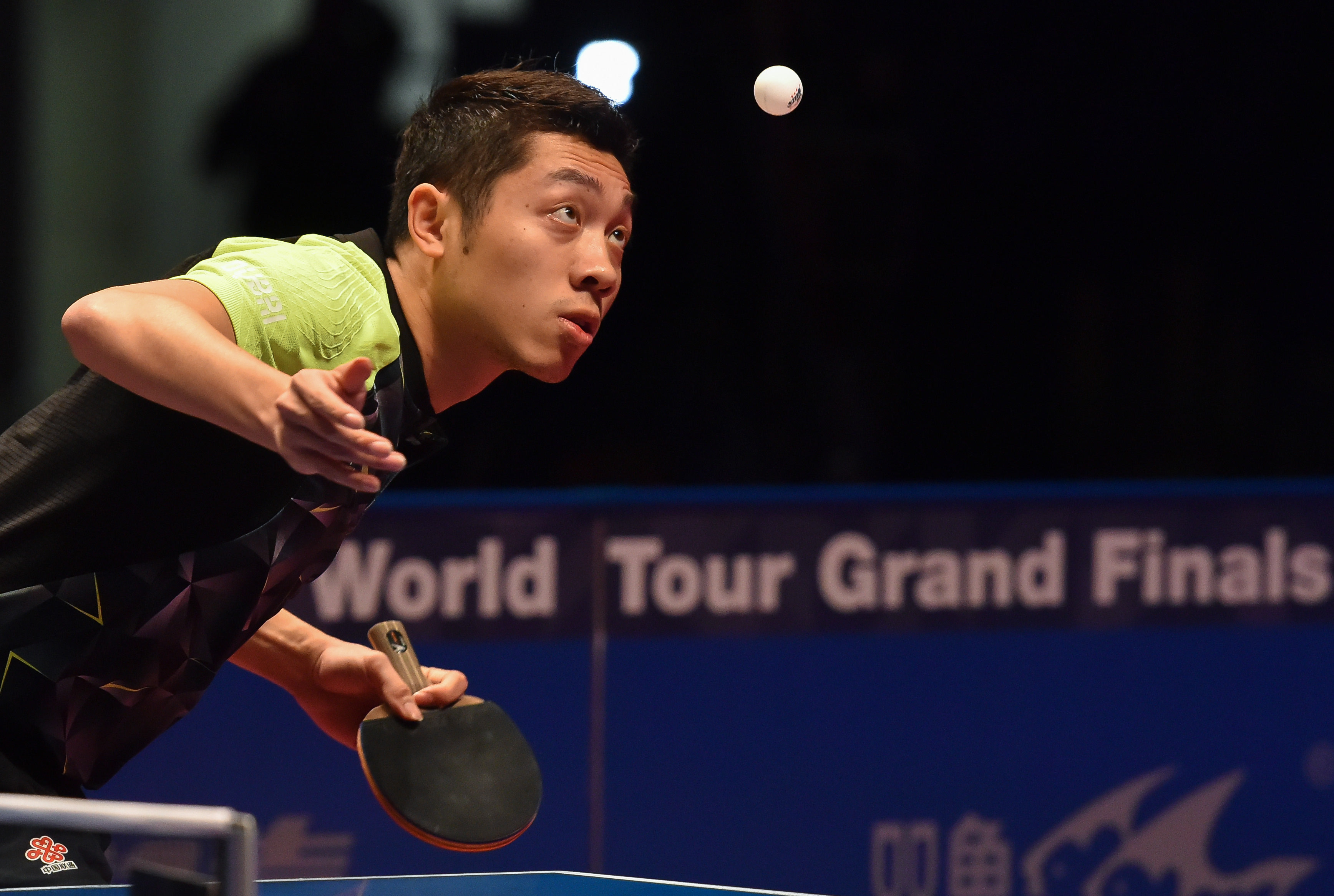 法国乒乓球队完胜德国乒乓球队，许昕惊艳世界