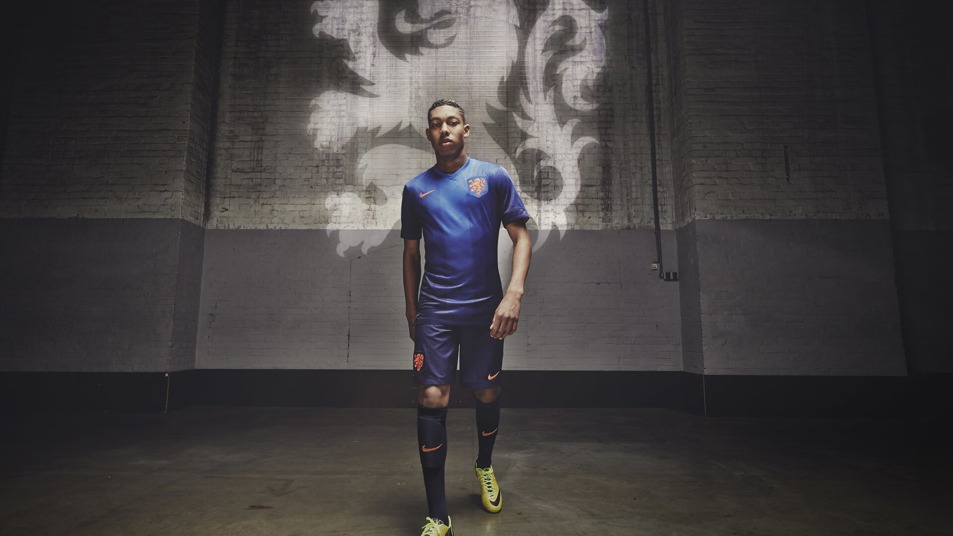 IM体育官方网站-赛场烽火，王皓点燃的葡日鏖战